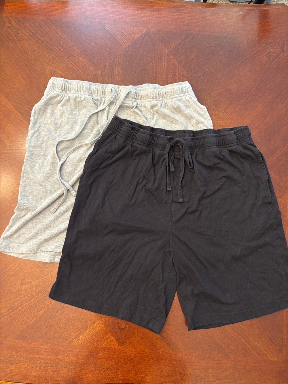 Sonoma Men's Drawstring Athletic Shorts - Black & Light Gray